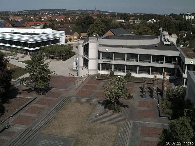 Foto der Webcam: Verwaltungsgeb&auml;ude, Innenhof mit Audimax, H&ouml;rsaal-Geb&auml;ude 1