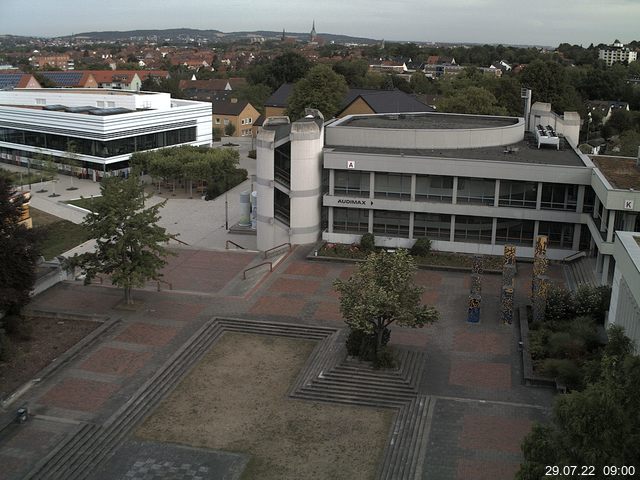 Foto der Webcam: Verwaltungsgeb&auml;ude, Innenhof mit Audimax, H&ouml;rsaal-Geb&auml;ude 1