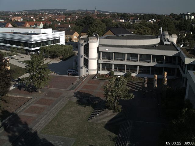 Foto der Webcam: Verwaltungsgeb&auml;ude, Innenhof mit Audimax, H&ouml;rsaal-Geb&auml;ude 1