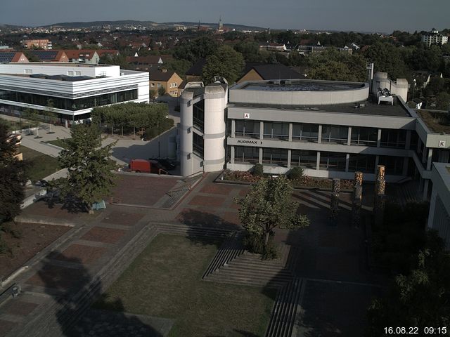 Foto der Webcam: Verwaltungsgeb&auml;ude, Innenhof mit Audimax, H&ouml;rsaal-Geb&auml;ude 1