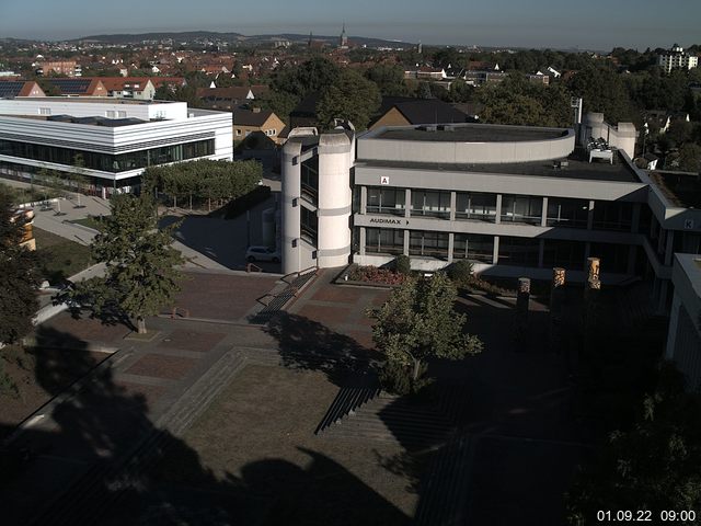 Foto der Webcam: Verwaltungsgeb&auml;ude, Innenhof mit Audimax, H&ouml;rsaal-Geb&auml;ude 1