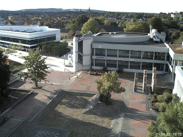 Foto der Webcam: Verwaltungsgeb&auml;ude, Innenhof mit Audimax, H&ouml;rsaal-Geb&auml;ude 1