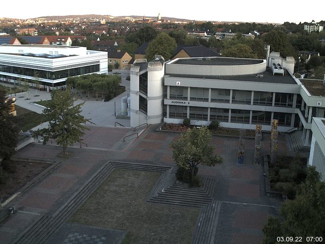 Foto der Webcam: Verwaltungsgeb&auml;ude, Innenhof mit Audimax, H&ouml;rsaal-Geb&auml;ude 1