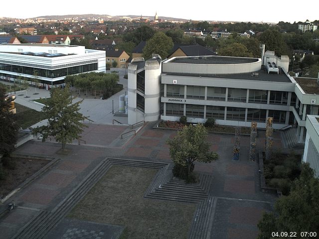 Foto der Webcam: Verwaltungsgeb&auml;ude, Innenhof mit Audimax, H&ouml;rsaal-Geb&auml;ude 1