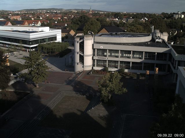 Foto der Webcam: Verwaltungsgeb&auml;ude, Innenhof mit Audimax, H&ouml;rsaal-Geb&auml;ude 1