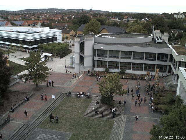 Foto der Webcam: Verwaltungsgeb&auml;ude, Innenhof mit Audimax, H&ouml;rsaal-Geb&auml;ude 1