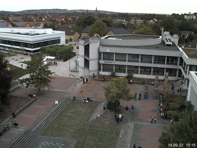 Foto der Webcam: Verwaltungsgeb&auml;ude, Innenhof mit Audimax, H&ouml;rsaal-Geb&auml;ude 1