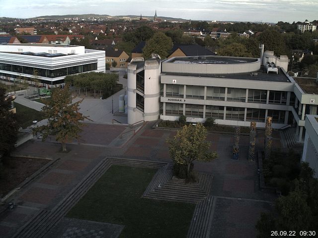 Foto der Webcam: Verwaltungsgeb&auml;ude, Innenhof mit Audimax, H&ouml;rsaal-Geb&auml;ude 1