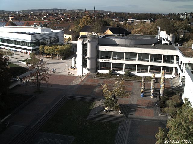 Foto der Webcam: Verwaltungsgeb&auml;ude, Innenhof mit Audimax, H&ouml;rsaal-Geb&auml;ude 1