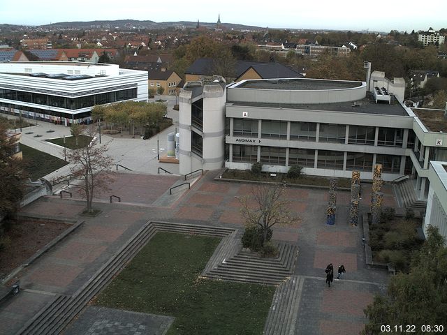 Foto der Webcam: Verwaltungsgeb&auml;ude, Innenhof mit Audimax, H&ouml;rsaal-Geb&auml;ude 1