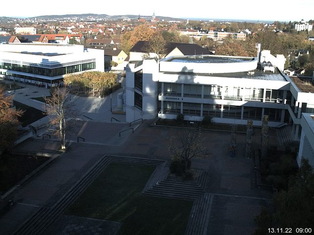 Foto der Webcam: Verwaltungsgeb&auml;ude, Innenhof mit Audimax, H&ouml;rsaal-Geb&auml;ude 1