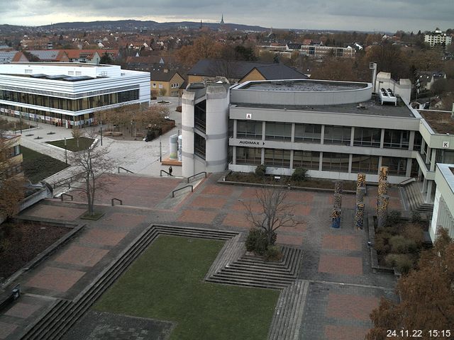 Foto der Webcam: Verwaltungsgeb&auml;ude, Innenhof mit Audimax, H&ouml;rsaal-Geb&auml;ude 1