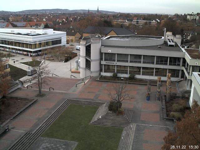 Foto der Webcam: Verwaltungsgeb&auml;ude, Innenhof mit Audimax, H&ouml;rsaal-Geb&auml;ude 1