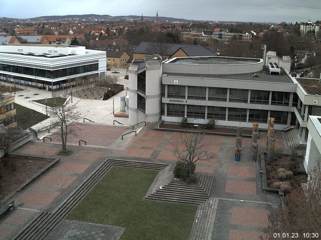 Foto der Webcam: Verwaltungsgeb&auml;ude, Innenhof mit Audimax, H&ouml;rsaal-Geb&auml;ude 1