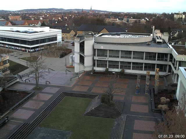 Foto der Webcam: Verwaltungsgeb&auml;ude, Innenhof mit Audimax, H&ouml;rsaal-Geb&auml;ude 1