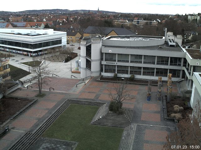 Foto der Webcam: Verwaltungsgeb&auml;ude, Innenhof mit Audimax, H&ouml;rsaal-Geb&auml;ude 1