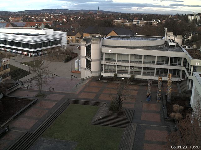 Foto der Webcam: Verwaltungsgeb&auml;ude, Innenhof mit Audimax, H&ouml;rsaal-Geb&auml;ude 1