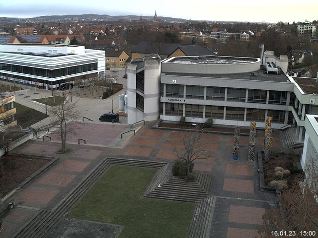 Foto der Webcam: Verwaltungsgeb&auml;ude, Innenhof mit Audimax, H&ouml;rsaal-Geb&auml;ude 1