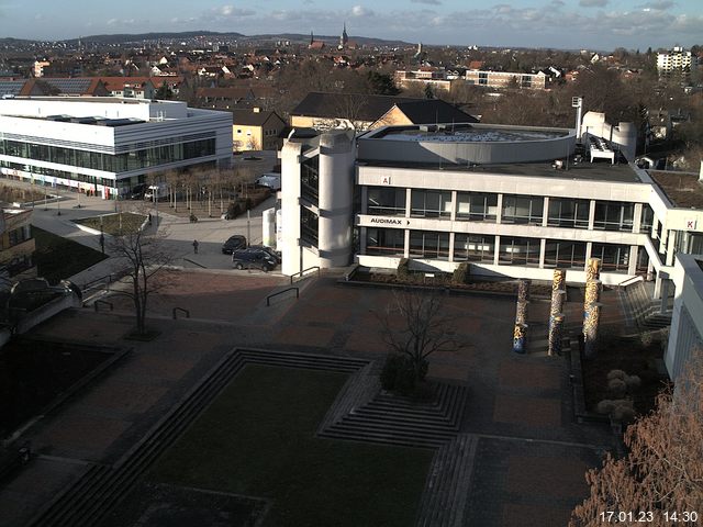 Foto der Webcam: Verwaltungsgeb&auml;ude, Innenhof mit Audimax, H&ouml;rsaal-Geb&auml;ude 1