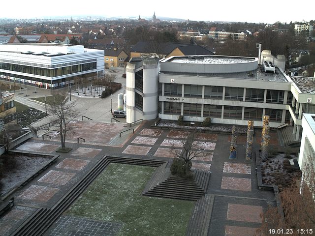 Foto der Webcam: Verwaltungsgeb&auml;ude, Innenhof mit Audimax, H&ouml;rsaal-Geb&auml;ude 1