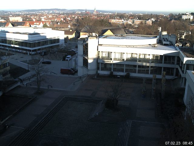 Foto der Webcam: Verwaltungsgeb&auml;ude, Innenhof mit Audimax, H&ouml;rsaal-Geb&auml;ude 1