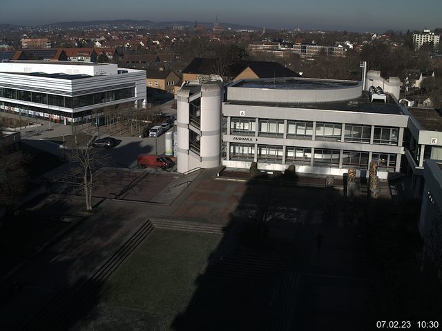 Foto der Webcam: Verwaltungsgeb&auml;ude, Innenhof mit Audimax, H&ouml;rsaal-Geb&auml;ude 1