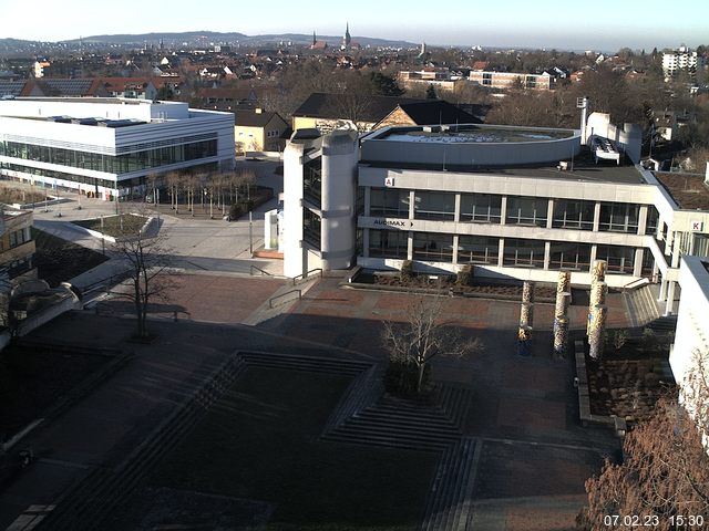 Foto der Webcam: Verwaltungsgeb&auml;ude, Innenhof mit Audimax, H&ouml;rsaal-Geb&auml;ude 1