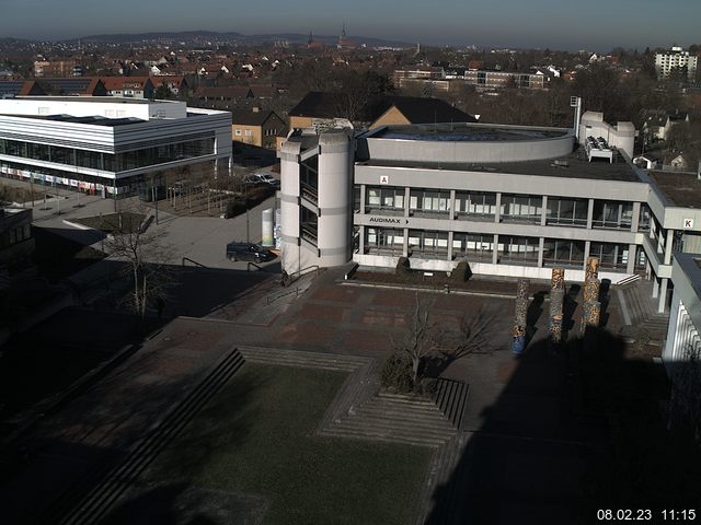 Foto der Webcam: Verwaltungsgeb&auml;ude, Innenhof mit Audimax, H&ouml;rsaal-Geb&auml;ude 1