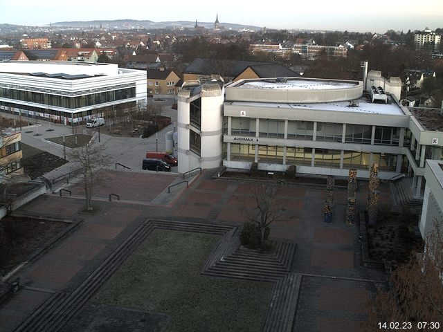 Foto der Webcam: Verwaltungsgeb&auml;ude, Innenhof mit Audimax, H&ouml;rsaal-Geb&auml;ude 1