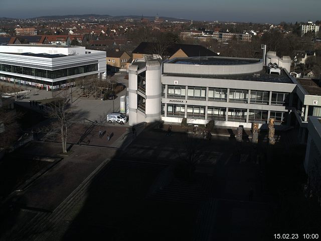 Foto der Webcam: Verwaltungsgeb&auml;ude, Innenhof mit Audimax, H&ouml;rsaal-Geb&auml;ude 1