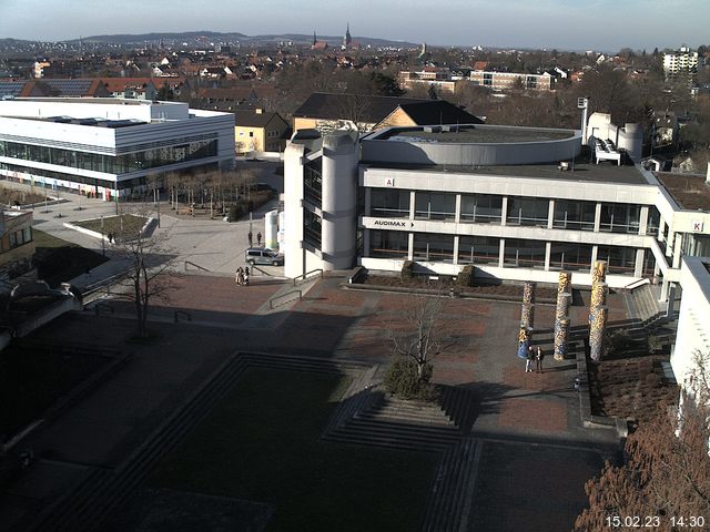 Foto der Webcam: Verwaltungsgeb&auml;ude, Innenhof mit Audimax, H&ouml;rsaal-Geb&auml;ude 1