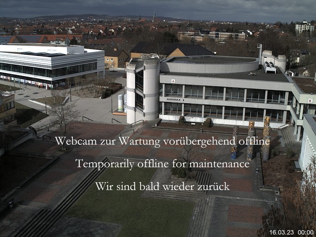 Foto der Webcam: Verwaltungsgebäude, Innenhof mit Audimax, Hörsaal-Gebäude 1