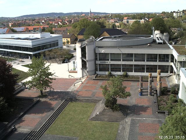 Foto der Webcam: Verwaltungsgebäude, Innenhof mit Audimax, Hörsaal-Gebäude 1