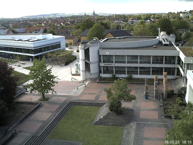 Foto der Webcam: Verwaltungsgeb&auml;ude, Innenhof mit Audimax, H&ouml;rsaal-Geb&auml;ude 1