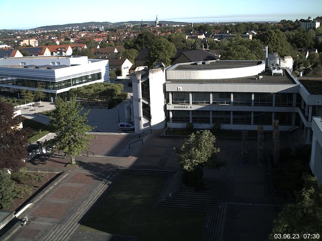 Foto der Webcam: Verwaltungsgeb&auml;ude, Innenhof mit Audimax, H&ouml;rsaal-Geb&auml;ude 1