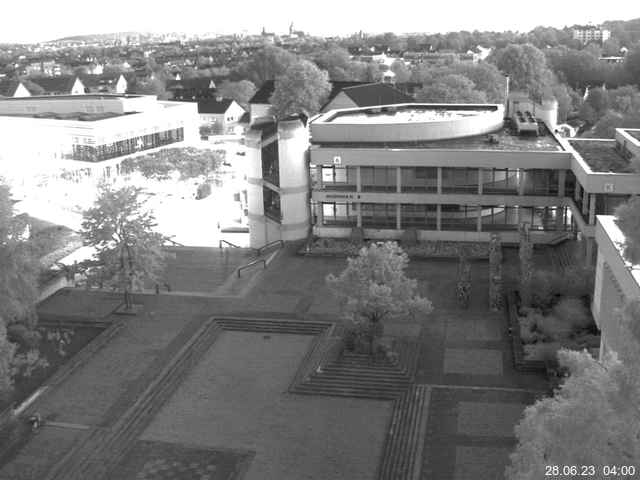 Foto der Webcam: Verwaltungsgebäude, Innenhof mit Audimax, Hörsaal-Gebäude 1