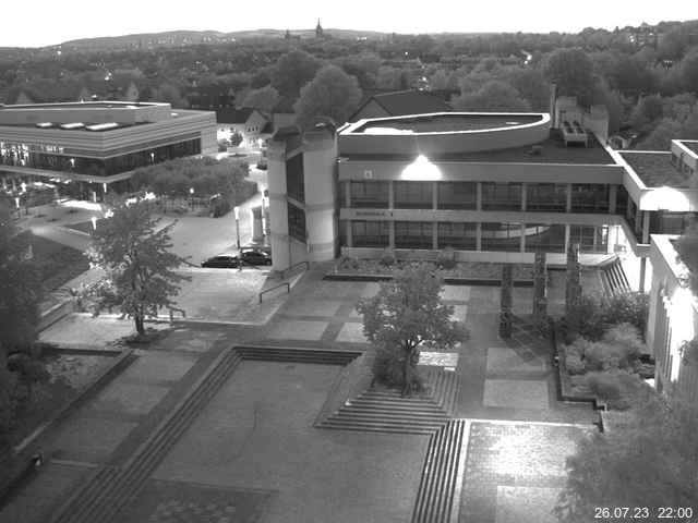 Foto der Webcam: Verwaltungsgebäude, Innenhof mit Audimax, Hörsaal-Gebäude 1