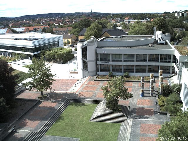 Foto der Webcam: Verwaltungsgeb&auml;ude, Innenhof mit Audimax, H&ouml;rsaal-Geb&auml;ude 1