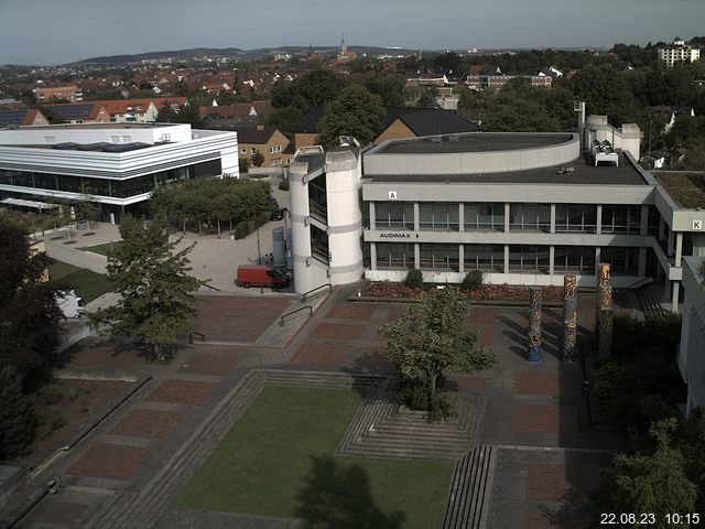 Foto der Webcam: Verwaltungsgebäude, Innenhof mit Audimax, Hörsaal-Gebäude 1