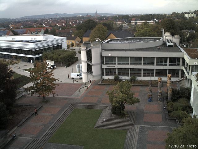 Foto der Webcam: Verwaltungsgebäude, Innenhof mit Audimax, Hörsaal-Gebäude 1