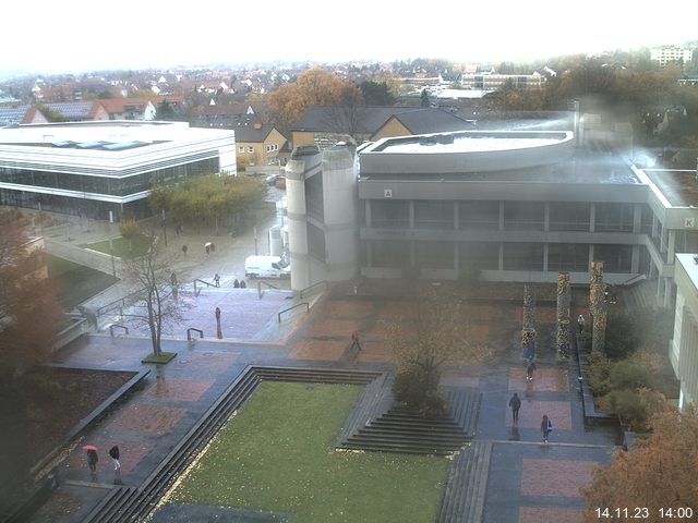 Foto der Webcam: Verwaltungsgebäude, Innenhof mit Audimax, Hörsaal-Gebäude 1