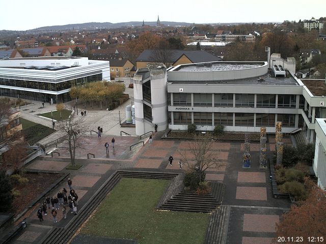 Foto der Webcam: Verwaltungsgebäude, Innenhof mit Audimax, Hörsaal-Gebäude 1