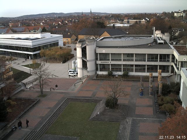 Foto der Webcam: Verwaltungsgebäude, Innenhof mit Audimax, Hörsaal-Gebäude 1