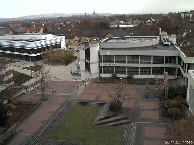 Foto der Webcam: Verwaltungsgebäude, Innenhof mit Audimax, Hörsaal-Gebäude 1