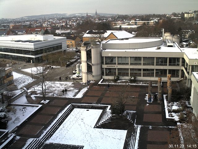 Foto der Webcam: Verwaltungsgebäude, Innenhof mit Audimax, Hörsaal-Gebäude 1