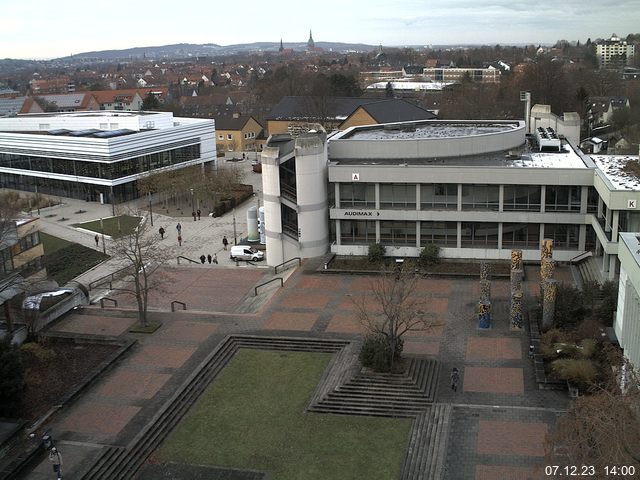 Foto der Webcam: Verwaltungsgebäude, Innenhof mit Audimax, Hörsaal-Gebäude 1