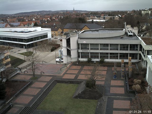 Foto der Webcam: Verwaltungsgebäude, Innenhof mit Audimax, Hörsaal-Gebäude 1