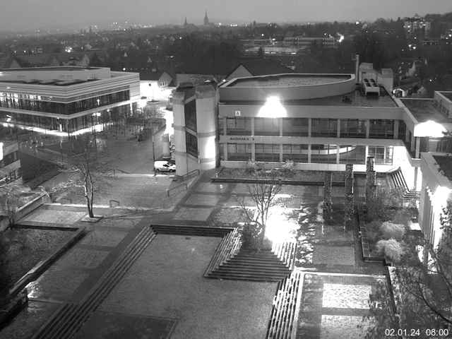 Foto der Webcam: Verwaltungsgebäude, Innenhof mit Audimax, Hörsaal-Gebäude 1