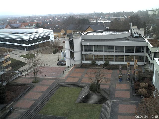 Foto der Webcam: Verwaltungsgebäude, Innenhof mit Audimax, Hörsaal-Gebäude 1