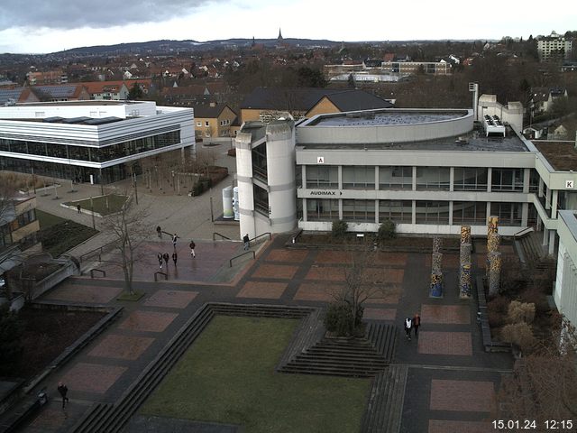 Foto der Webcam: Verwaltungsgebäude, Innenhof mit Audimax, Hörsaal-Gebäude 1